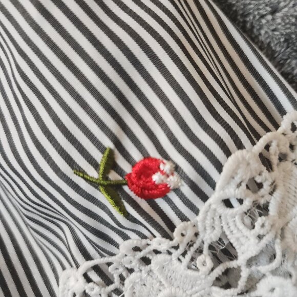 KONTROL Medium Off Shoulder Floral Embroidery STRIPE TOP Elastic Neck 3/4 Sleeve - Picture 2 of 8